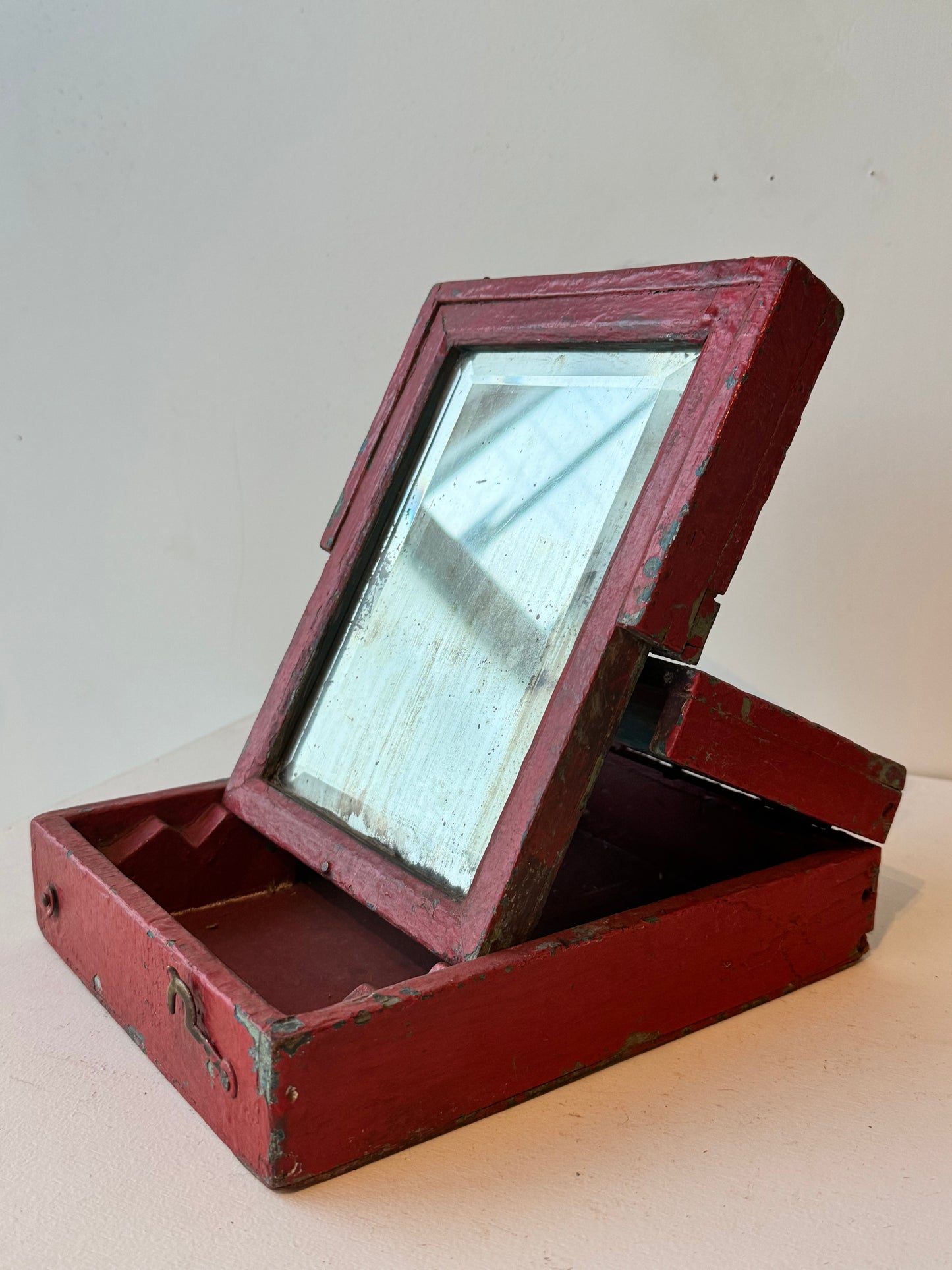Red Sailor's Shaving Kit