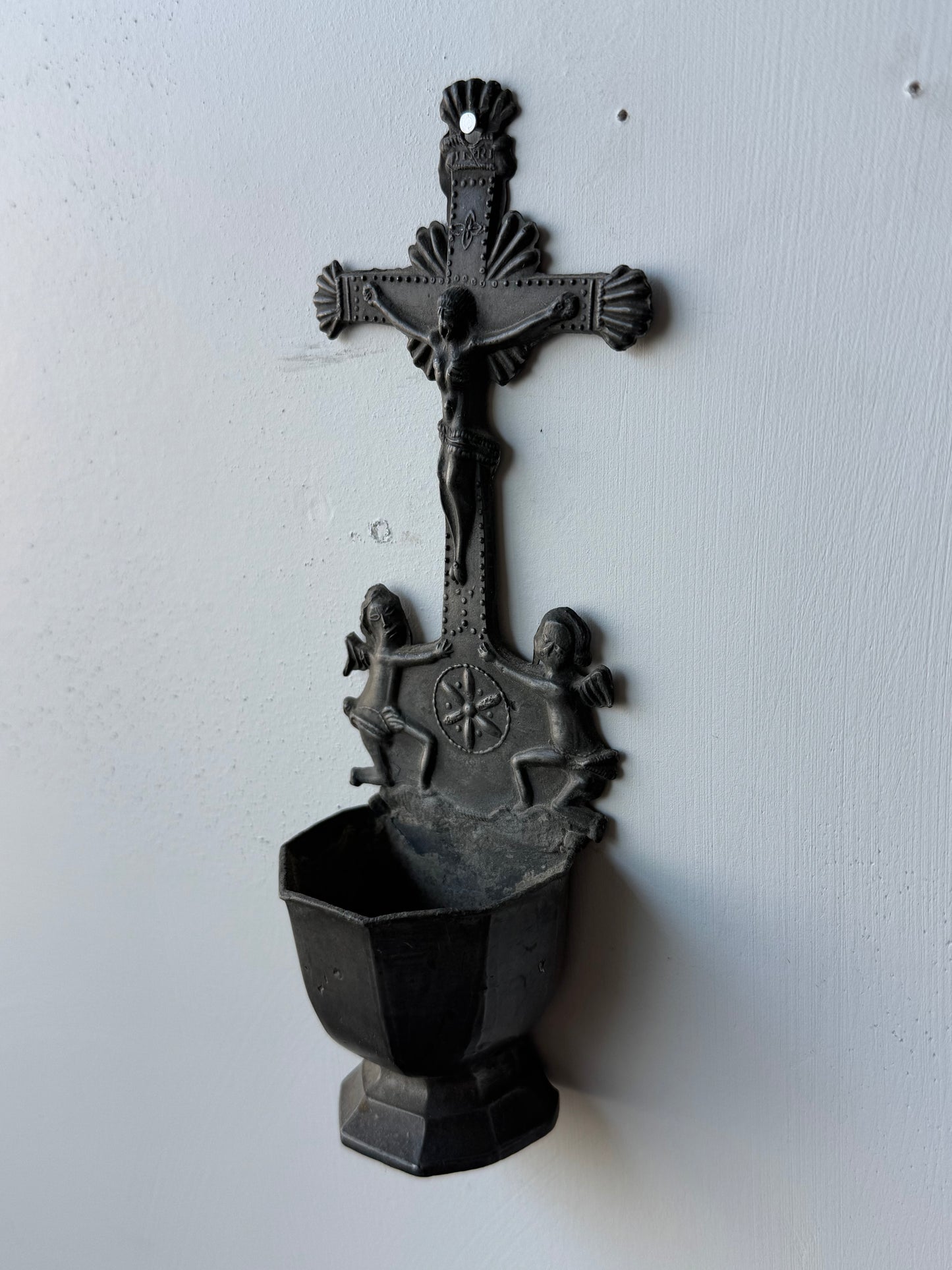 Pewter Font