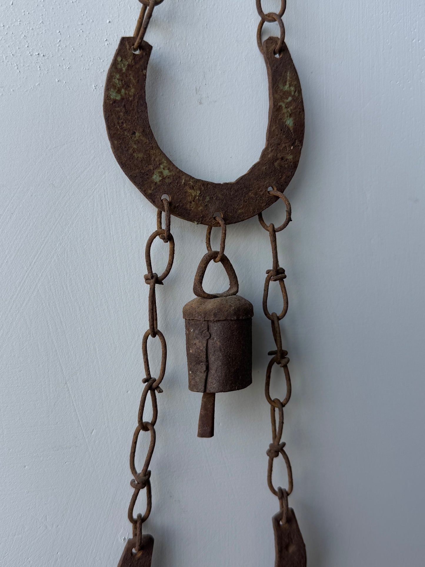 Horseshoe Chimes
