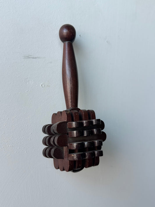 Early Folk Rattle